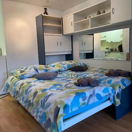 C13 Apartment *